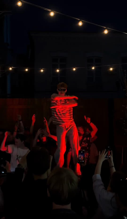 Tecktonik Dance meme video face swap